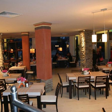 Hotel Luxor Burgas Exterior photo