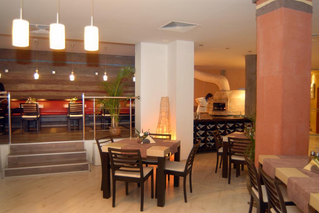 Hotel Luxor Burgas Exterior photo