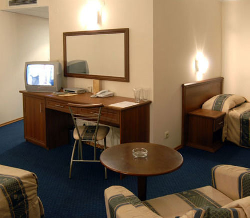 Hotel Luxor Burgas Exterior photo